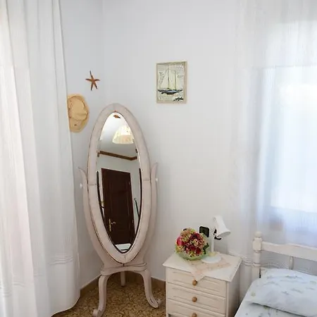 Kirki Apartment