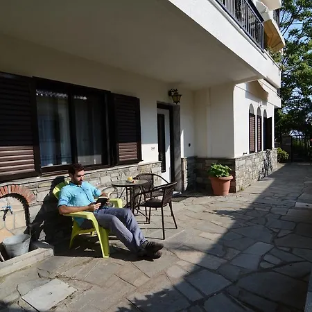 Kirki Apartment