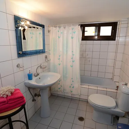 Apartment Kirki *