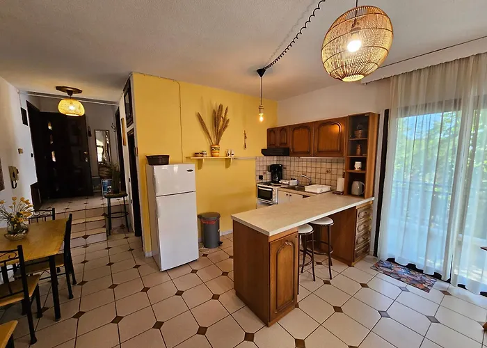 Kirki Apartament Nea Iraklitsa